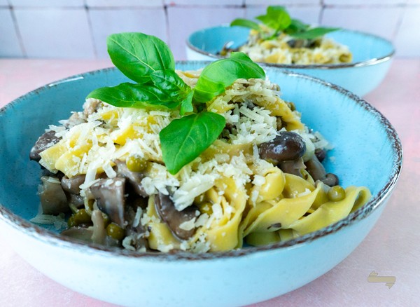 pasta met paddenstoelen en kaassaus