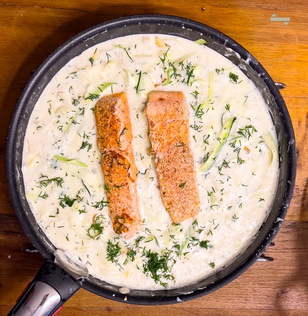 Zalm in citroen-dillesaus